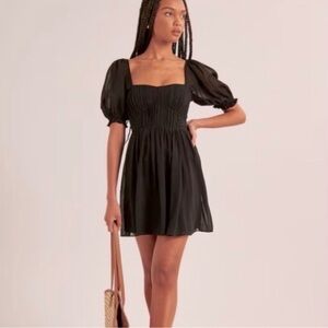 *NWT Abercrombie & Fitch Ruched Ruffle Puff Sleeve Black Mini Dress